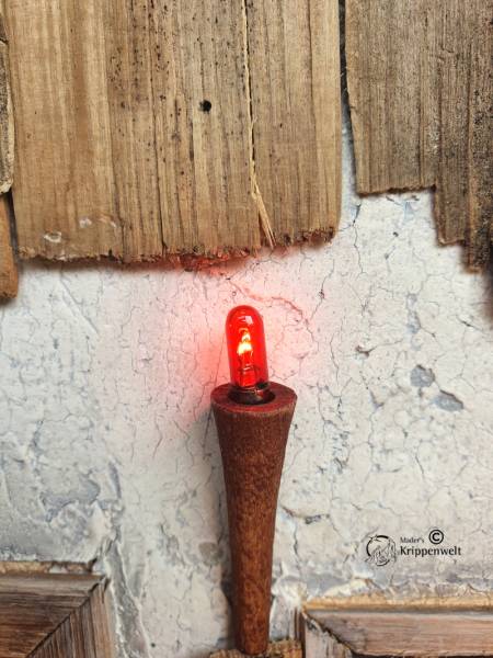 Fackel aus Holz elektrisch mit rotem Birnchen